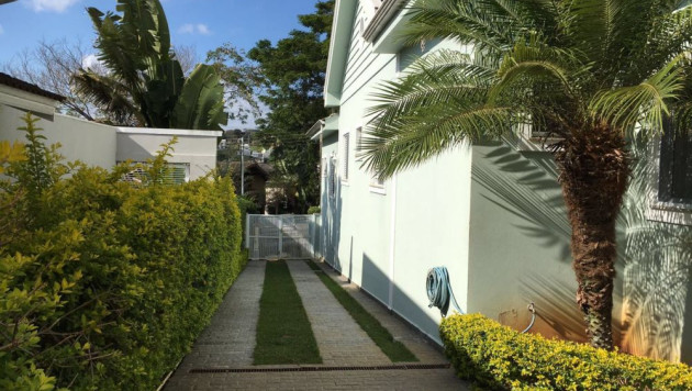 CASA Casa em Condomínio